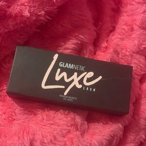 Fake lashes Luxe Glam Pink and Black